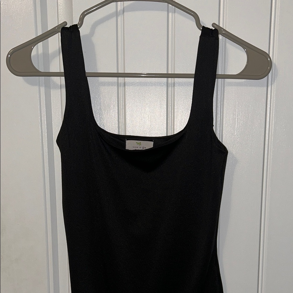 Classy bodysuit,only worn a few times,super nice material,looks great with jeans